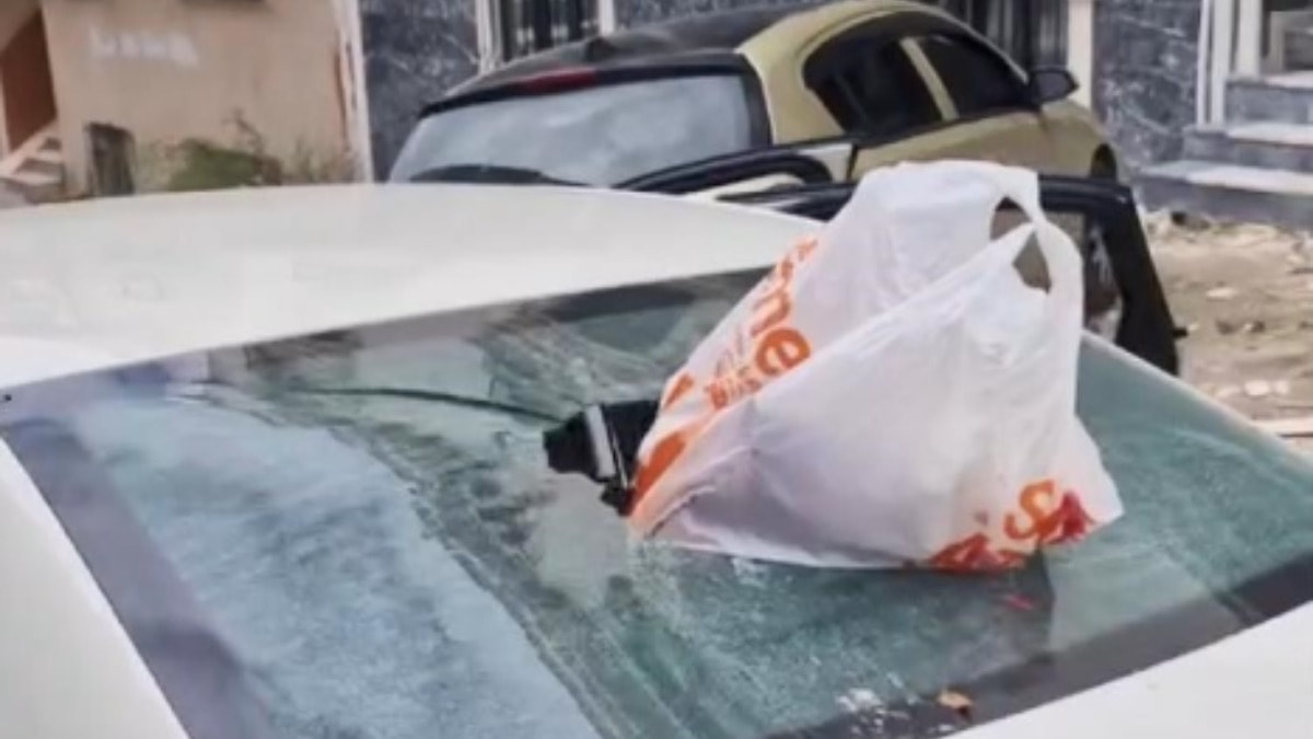 Düğün konvoyunu 'çöp' patlattı! Apartmanın camından atmışlar