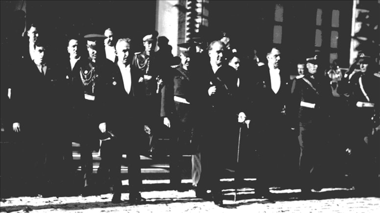 102 yıl önce o söz bir ulusun kaderini değiştirdi: Cumhuriyet Bayramımız kutlu olsun