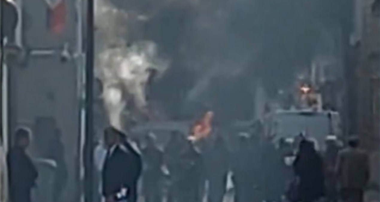 Paris'te Başbakanlık Konutu Yanında Araçta Mekanik Arıza Nedeniyle Patlama Gerçekleşti