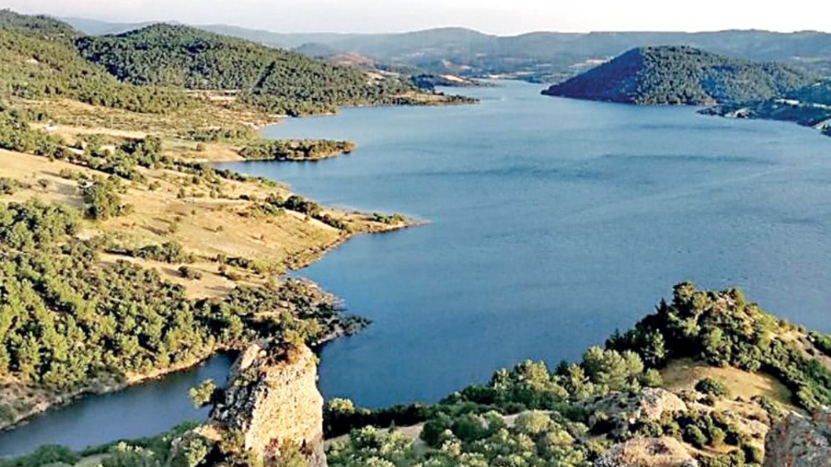 50 yıl önce yapılan barajın parasını istediler