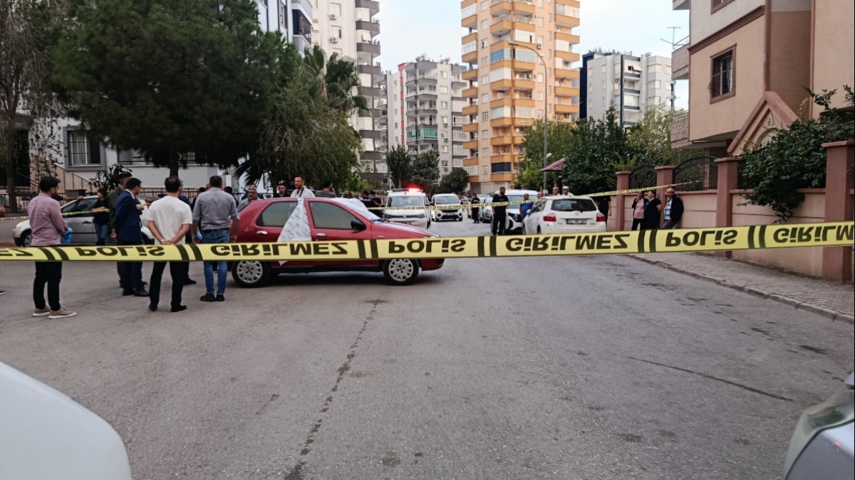 Adana'da sır ölüm: Aniden yol ortasında durdu, vücudunda darp izlerine rastlandı