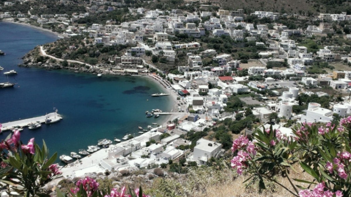 Bodrum’a komşu adalarda nüfus azalıyor,komşu panikte