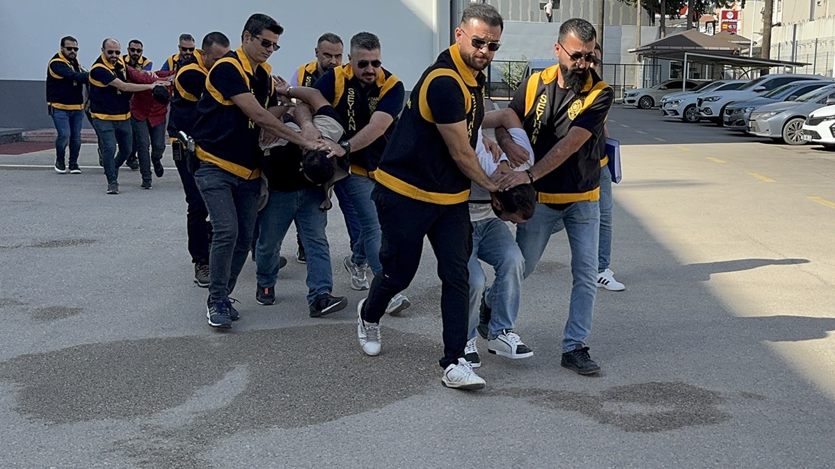 Adana’da suç şebekesine operasyon: 4 tutuklama