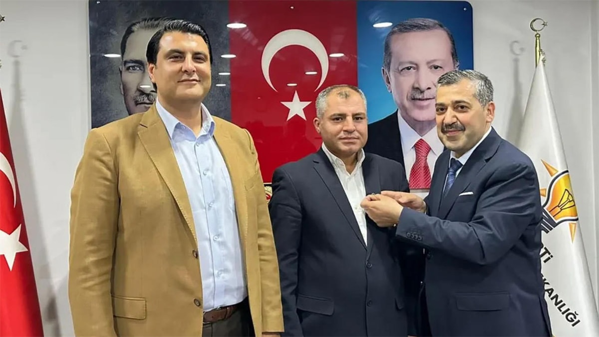 AKP'ye geçen meclis üyesine 'özel' imar planı iddiası