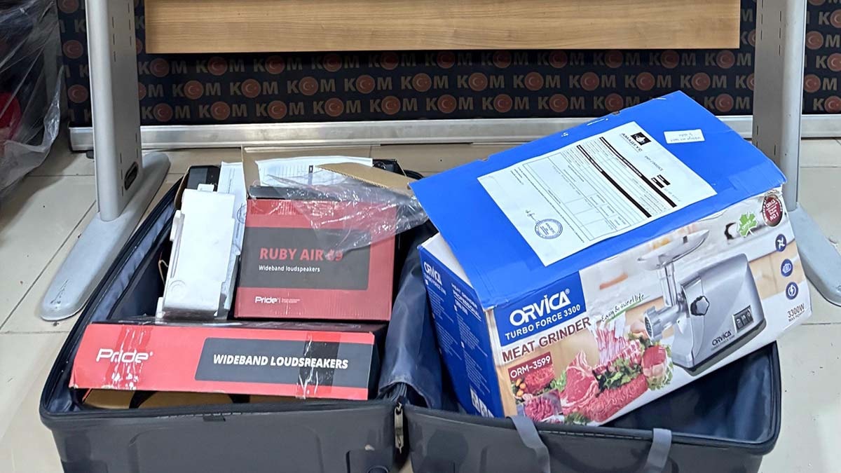 Havalimanında kıyma makinesinden kilolarca altın çıktı