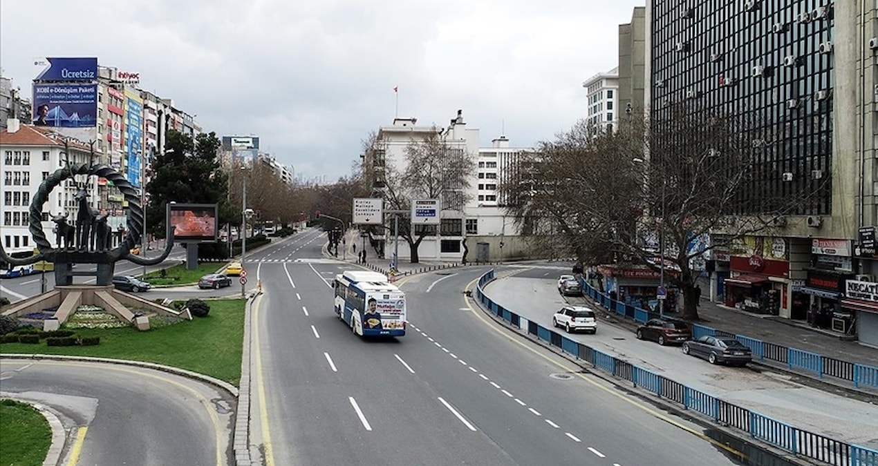 Ankara'da bazı yollar trafiğe kapatılacak: İşte kapatılacak güzergahlar