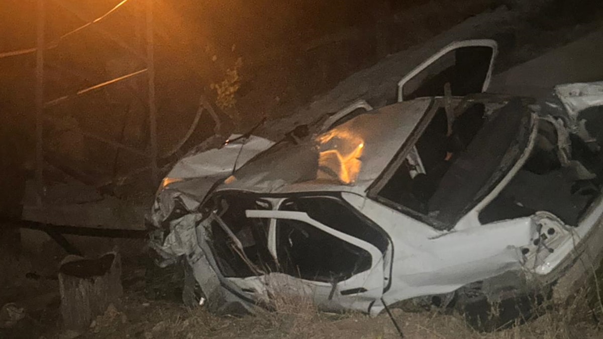 Otomobil, şarampole uçtu: 1 ölü, 3 yaralı