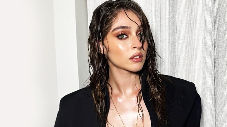 Blok3 ile aşk yaşadığı iddia edilen Cemre Baysel sessizliğini bozdu: Sustukça uzadı