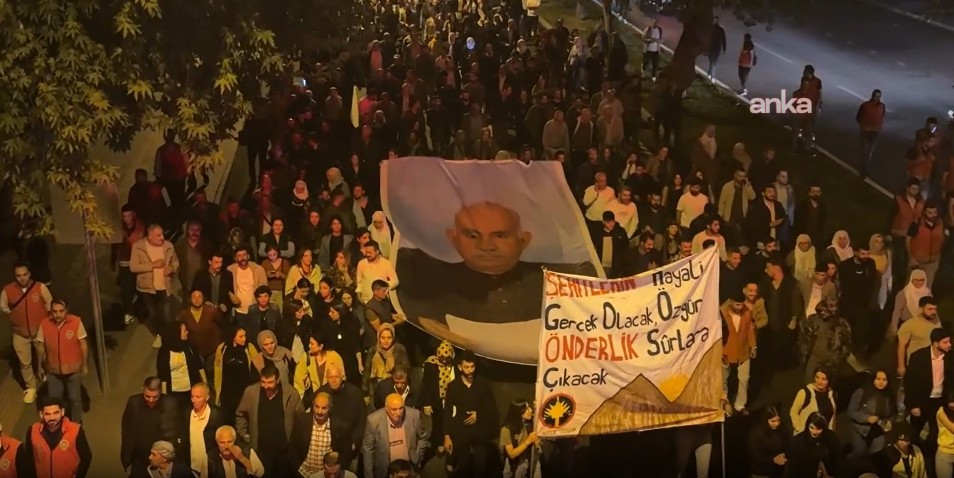 Öcalan'a özgürlük yürüyüşü! DEM Partili 8 kişi gözaltına alındı