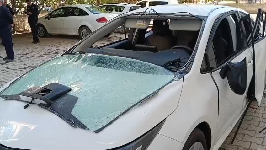 Elazığ’da park halindeki otomobil patladı: 1 çocuk yaralı