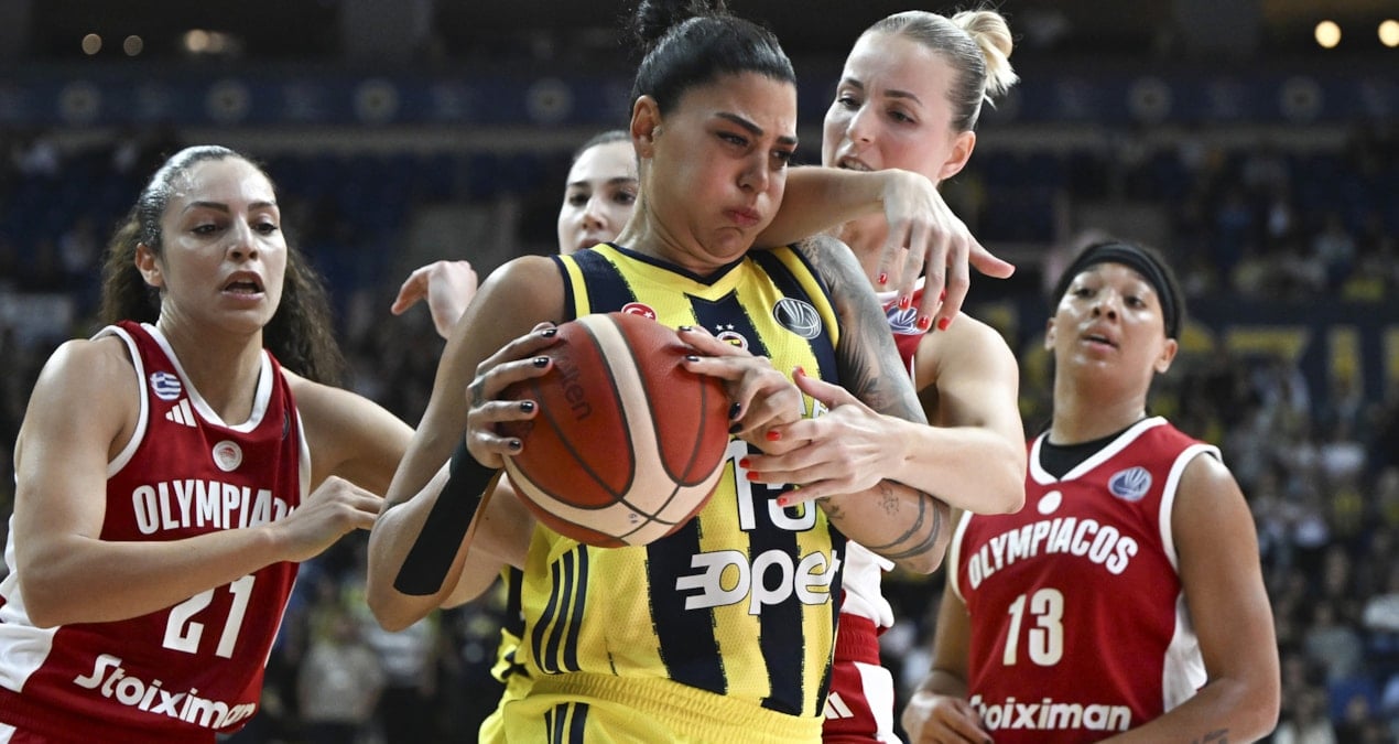 Fenerbahçe konuk ettiği Olympiakos’u farklı yendi
