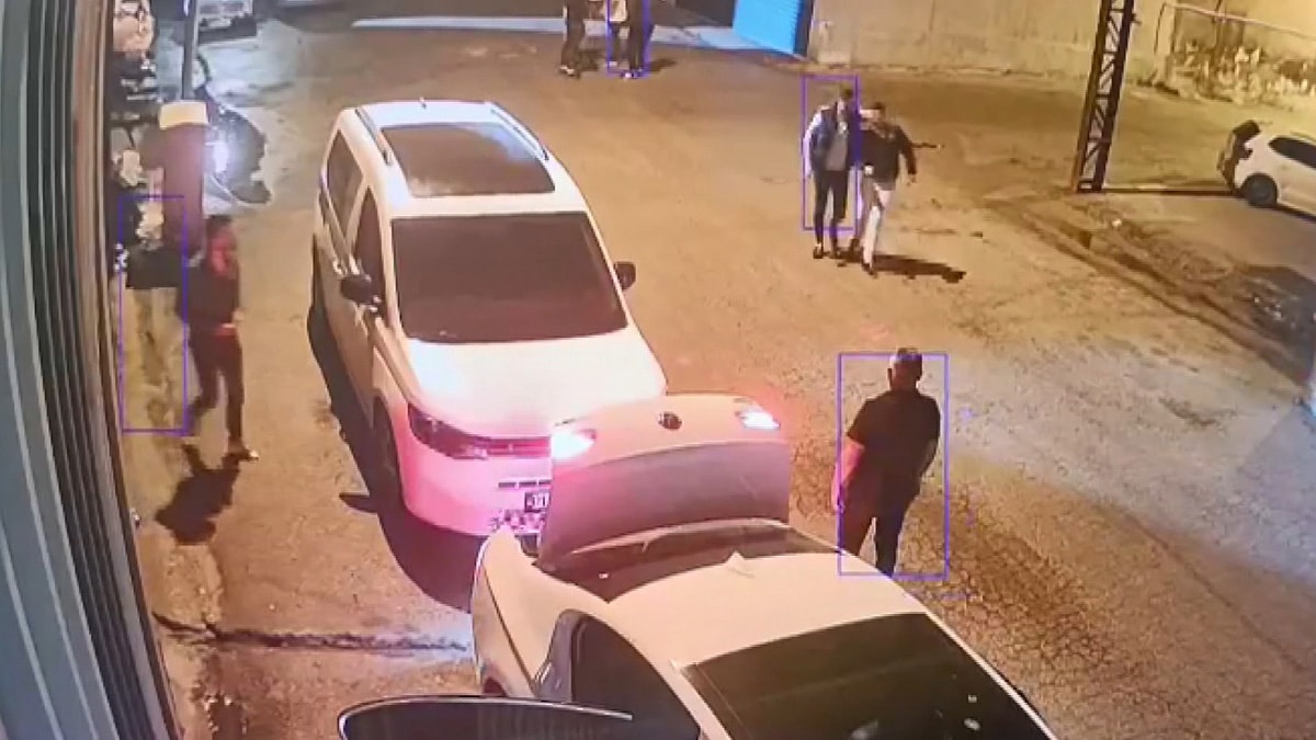 Haraç isteyip, iş yeri kurşunlayan 7 kişi yakalandı