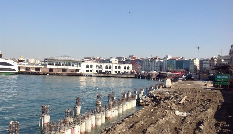 Kadıköy'de denizden ceset çıkarıldı