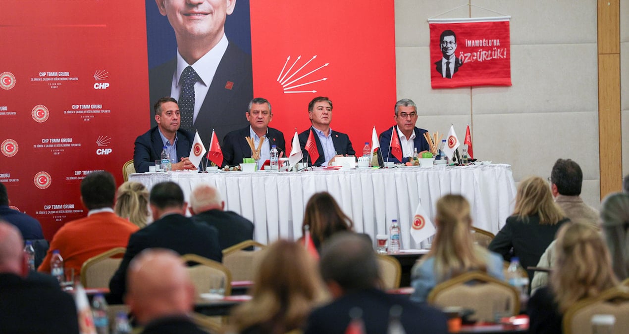 CHP’nin 2 günlük toplantısında dikkat çeken ‘yeni parti’ ve ‘Kılıçdaroğlu’ detayı