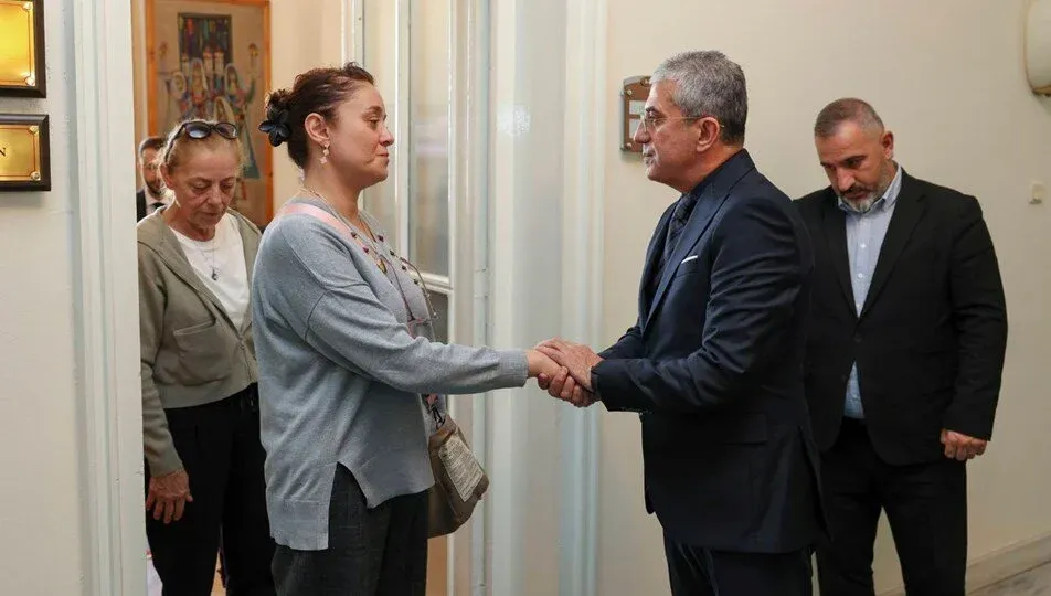 Yasemin Minguzzi'den DEM'e veto