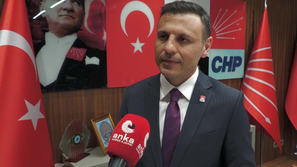 Çelik: "Metrobüs ve metro ile Çağlayan Durağı'nda inerek Çağlayan Meydanı'na ulaşabilirsiniz"