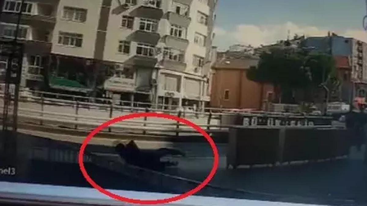 Polisten kaçarken düşen şahsın üzerinden uyuşturucu çıktı