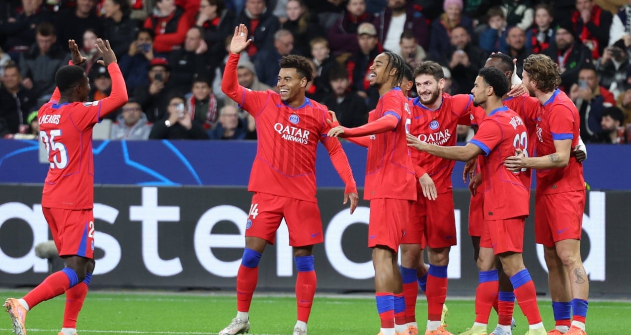 Şampiyonlar Ligi’nde tarihi skor! 9 gol, 2 kırmızı kart çıktı Şampiyonlar Ligi’nde tarihi skor! 9 gol, 2 kırmızı kart çıktı