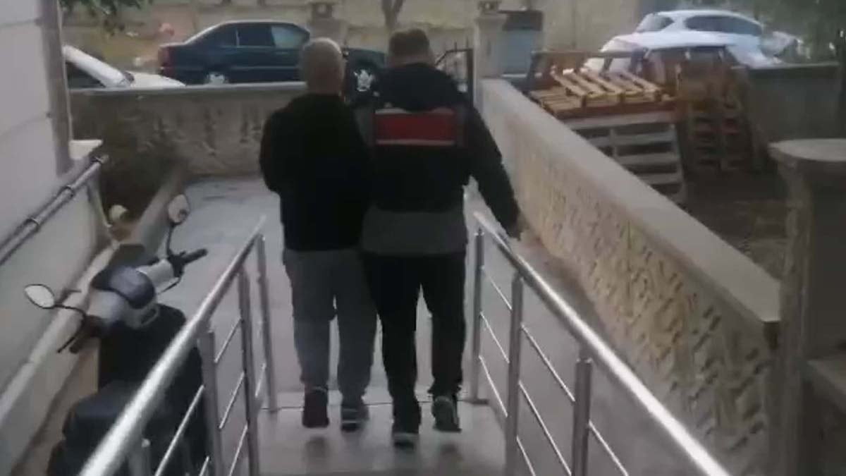 FETÖ Mahrem yapılanmasında 12 kişi tutuklandı