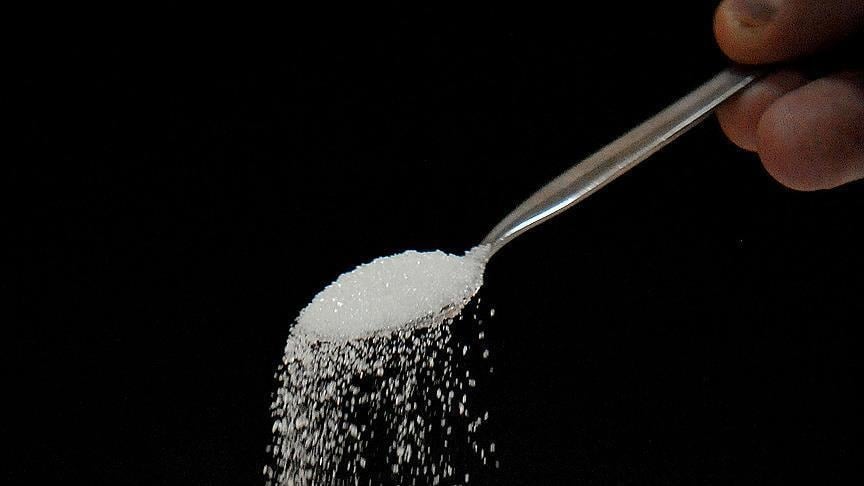 Şekerli yiyecek ve içecek tüketmeden önce bir kez daha düşünün
