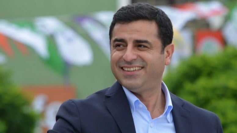 AKP'li Şamil Tayyar'ın 'tahliye yok' çıkışına, Demirtaş'ın avukatından yanıt