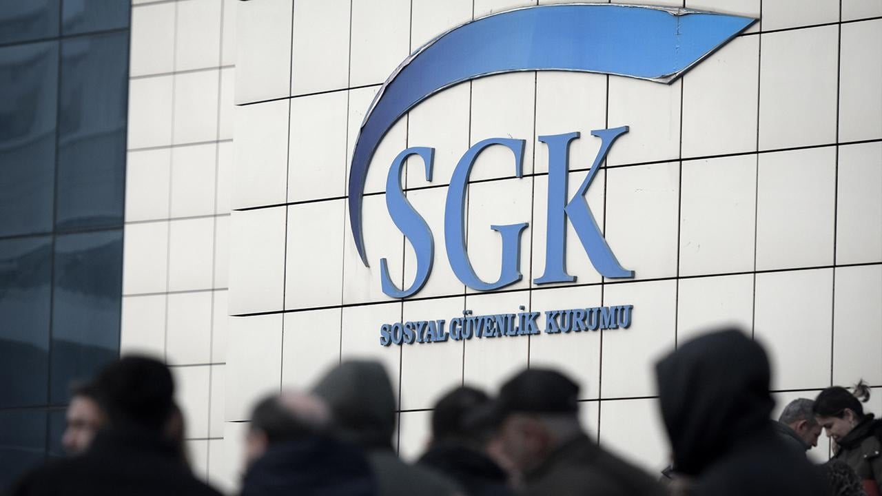 SGK işlemlere başladı: 130 bin kişinin emeklilikleri iptal edilecek