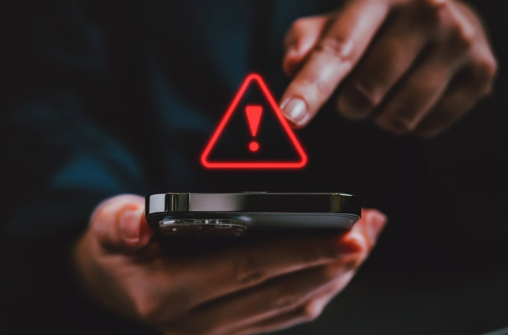 Bakan uyardı: Telefonlara gelen bu mesajlar büyük vurgunun parçası çıktı