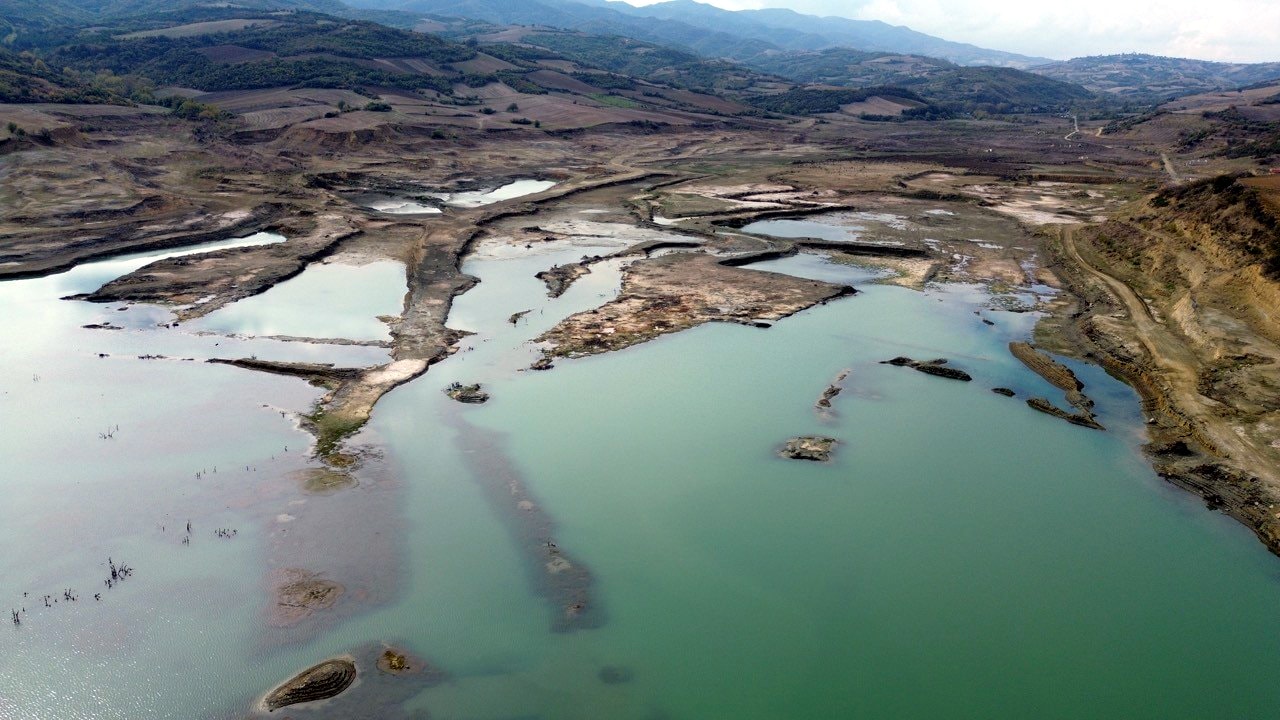 Barajlarda su bitti! Belediyeler su kuyusu açmaya başladı