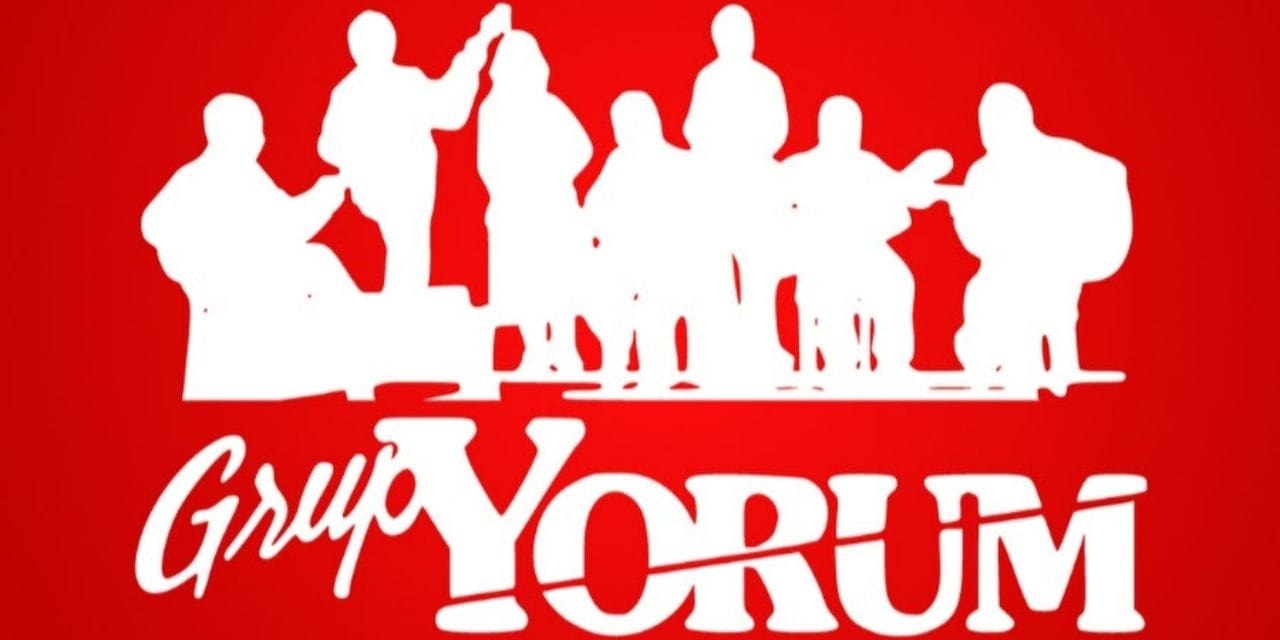 Van'da Vali 29 Ekim töreninde Grup Yorum eşliğinde yürüdü!