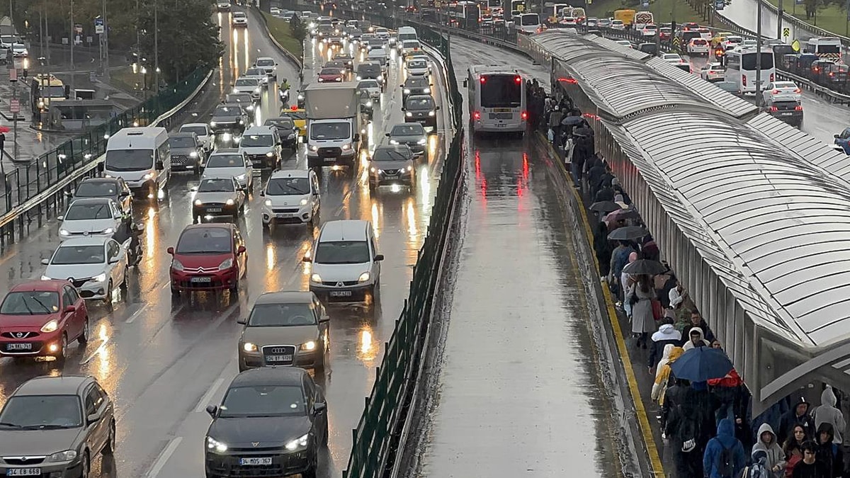 Meteoroloji'den 8 il için uyarı: Öğleden sonra etkili olacak