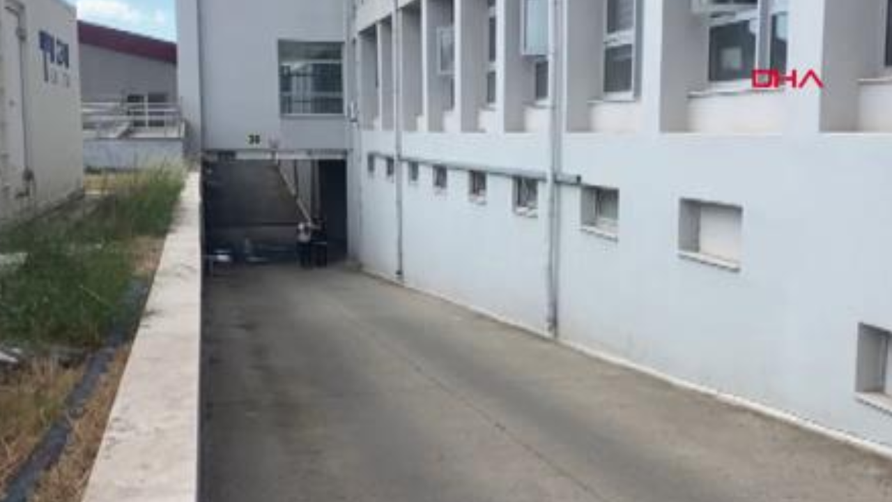 Evde uyuşturucuyla yakalanıp, 'Kahve içiyorduk' dediler