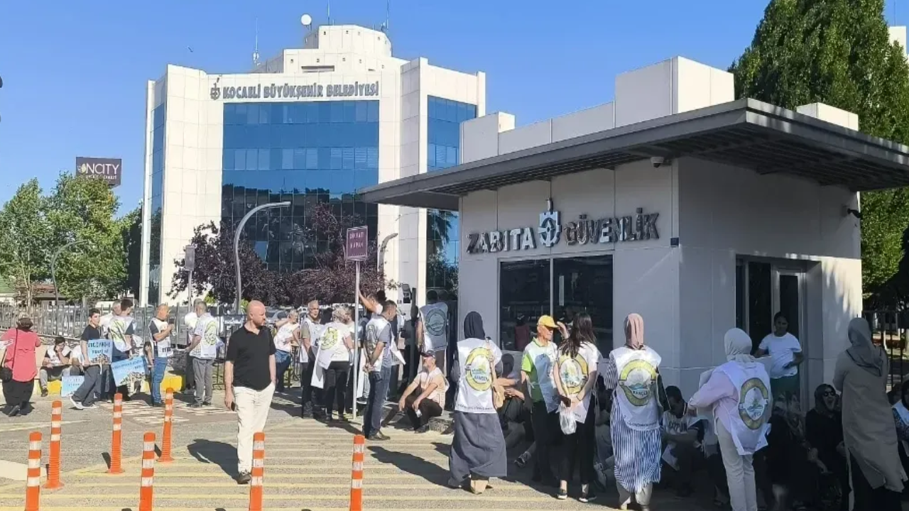 Kriz varken AKP’li belediyeden milyonluk çanta ihalesi