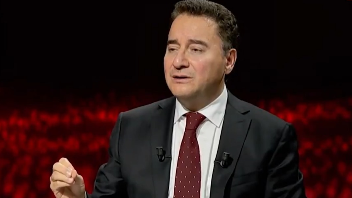 Babacan'dan 'AKP ile ittifak' sorusuna sarı ışık gibi yanıt