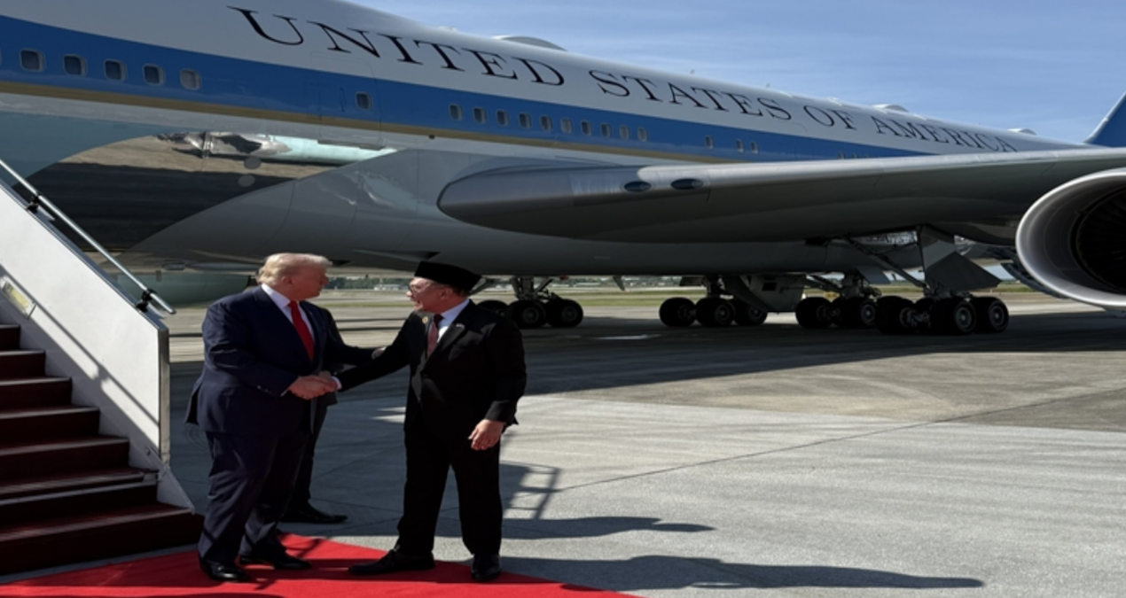 Trump, ASEAN Zirvesi İçin Malezya'da Başladı