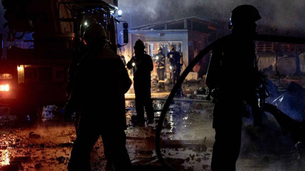 Kiev'e düzenlenen hava saldırısında 3 kişi öldü, 29 kişi yaralandı