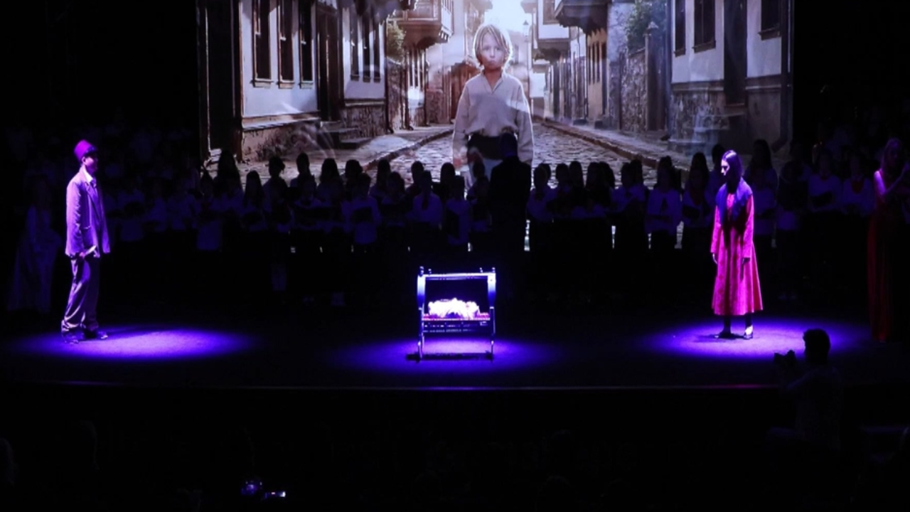 Öğrenciler yapay zekayla Atatürk’ün hayatını müzikale dönüştürdü