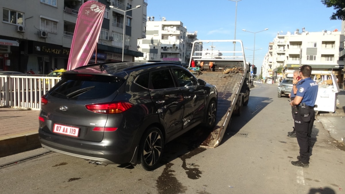 Antalya'da kaza: Muratpaşa Kaymakamı İhsan Kara yaralandı