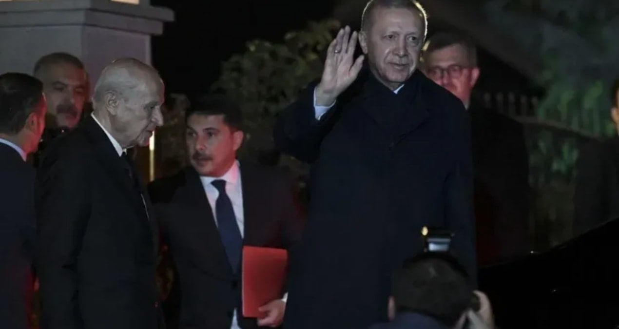 Ankara’da herkes bu sorunun cevabını arıyor… Kırmızı dosya için dikkat çeken kulis!