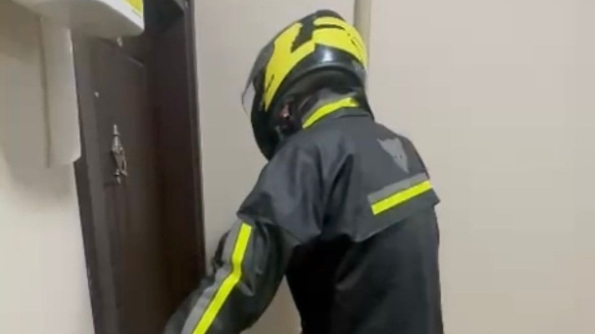 Kuryeden yemek bekliyordu, 77 yıl hapis cezası teslim edildi