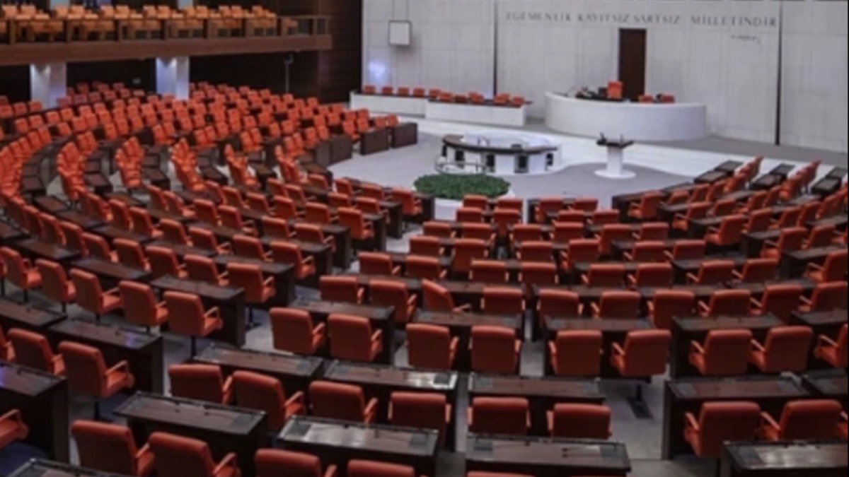 AKP'li Tayyar'dan dokunulmazlık tehdidi!