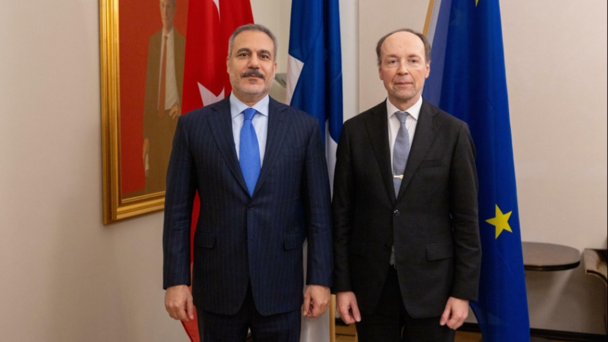 Bakan Fidan, Fin Parlamentosu Başkanı ile bir araya geldi