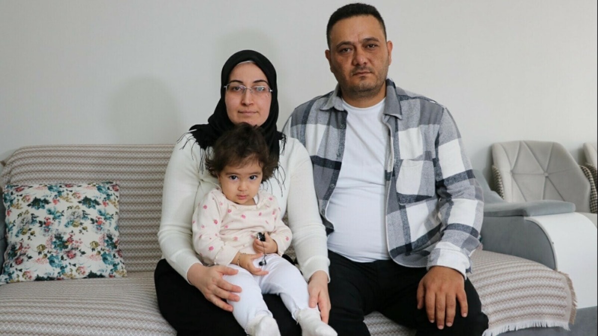 SMA'lı Zümra, 3 kilo daha alırsa tedavi göremeyecek