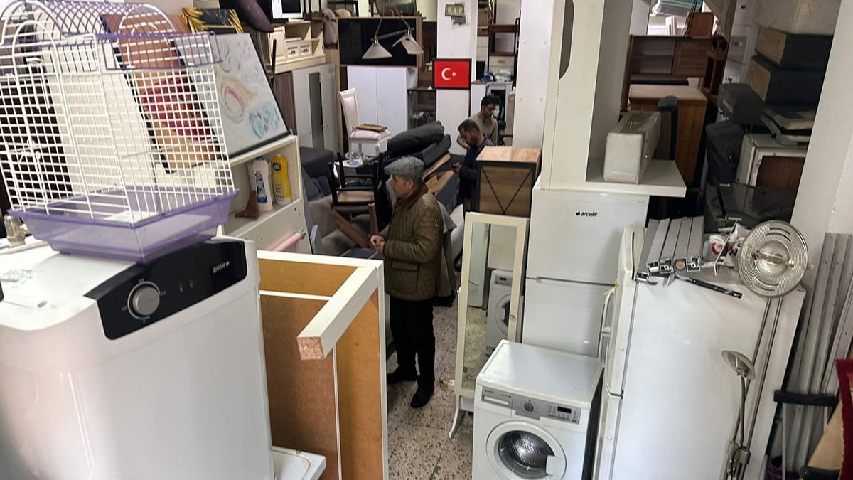 Spot eşya mağazası içi