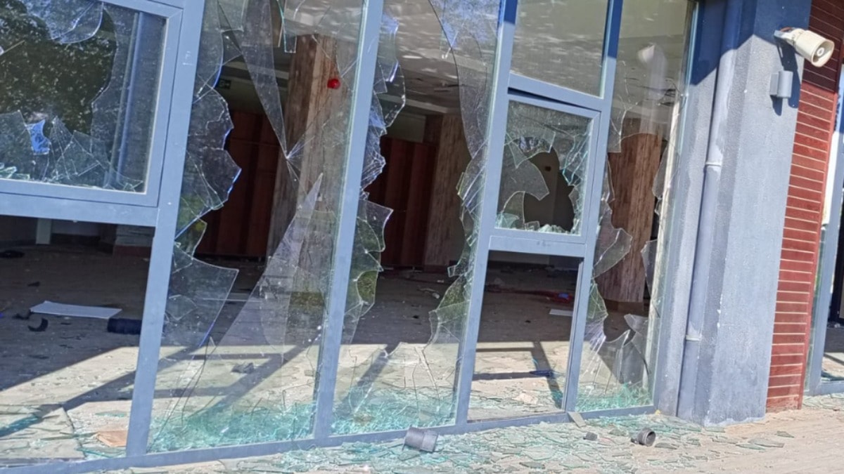 Milletin parasına yazık