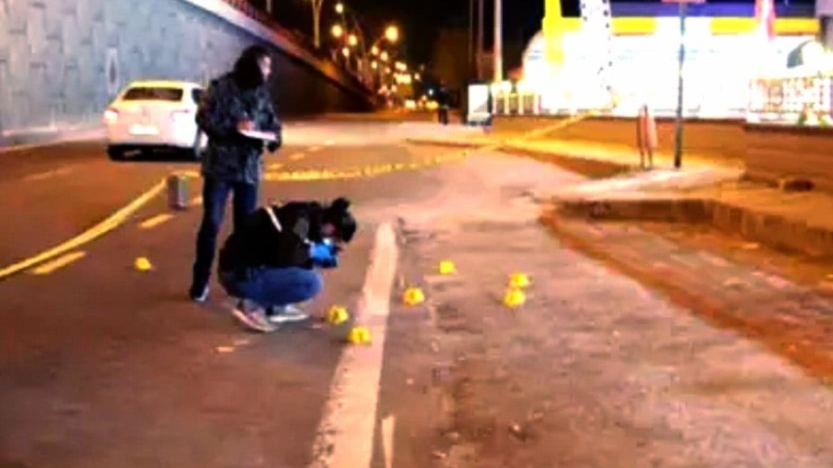 Yasak aşk sonu oldu! Arkadaşına kurşun yağdırdı...