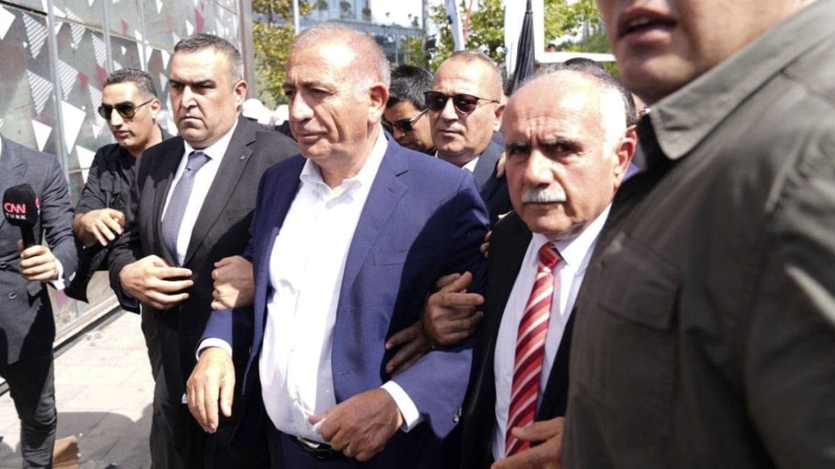 Son dakika... CHP'nin kayyum itirazına ret: Gürsel Tekin görevine devam edecek