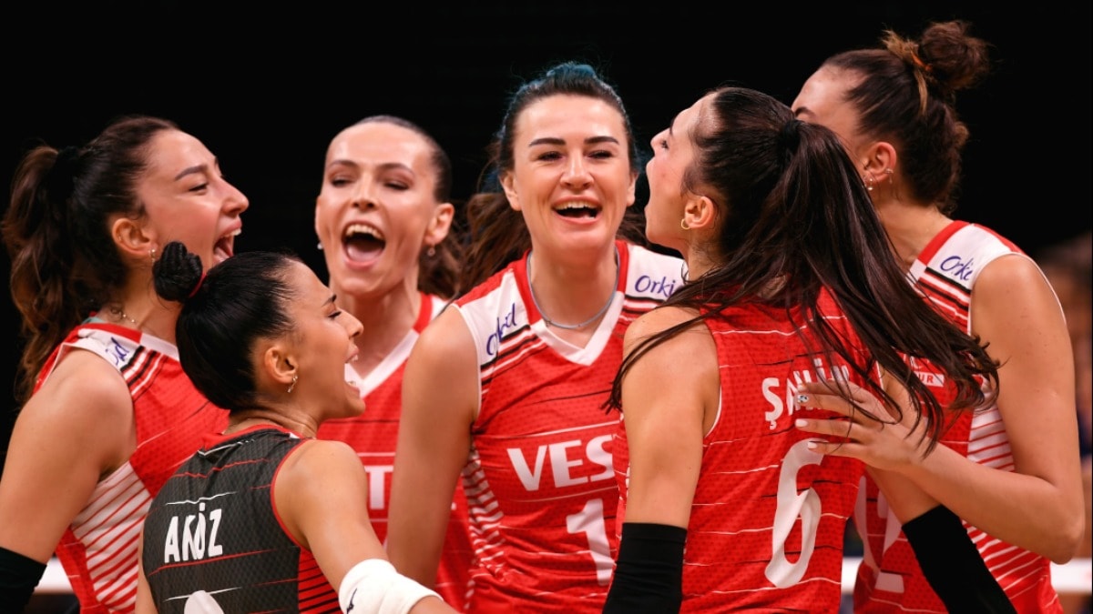 Ünlü voleybolcu Survivor'a katılıyor