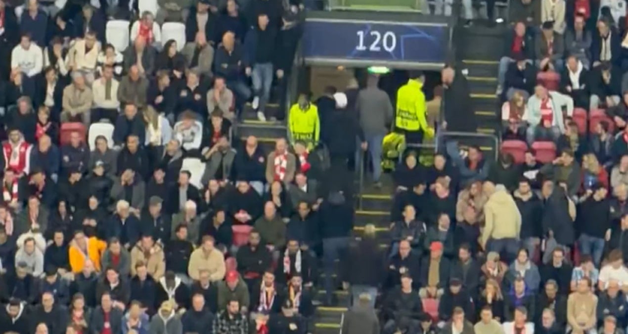 Hollandalılar çıldırdı! Binlerce taraftar stadyumu terk etti