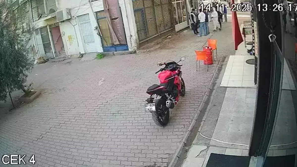 Antalya’da iki grup arasında kavga: Bir kişi bıçaklanarak yaralandı