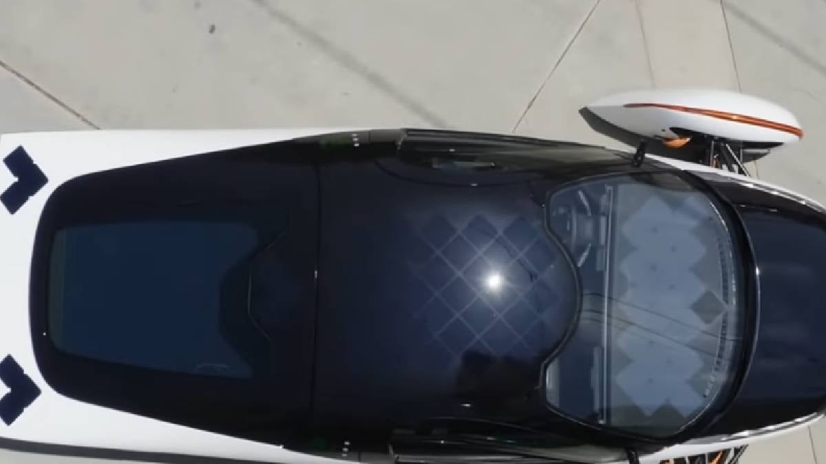 Aptera montaj hattı görüntüsü